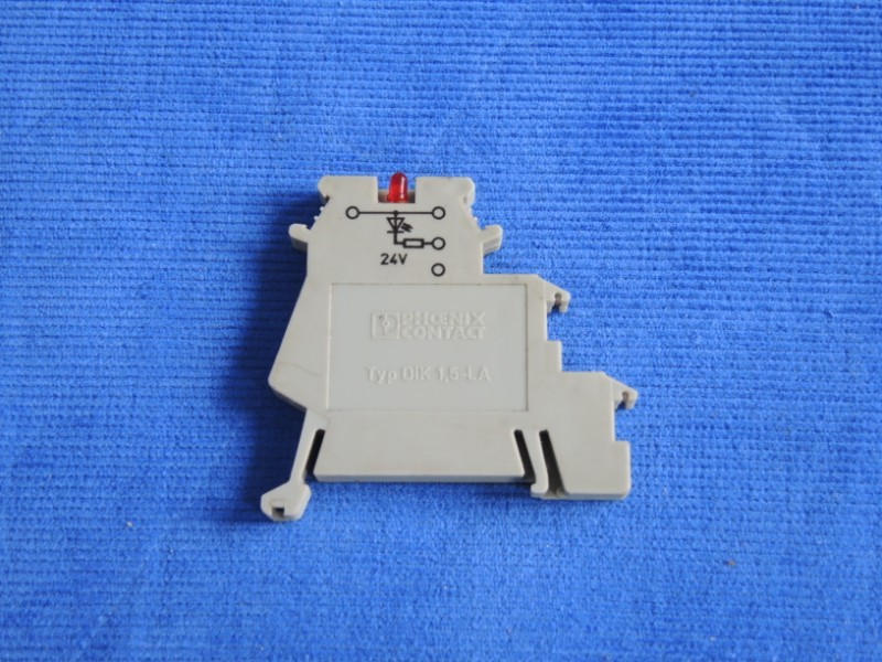 DIK 1,5-LA 24GN/O-M - Initiator/actuator terminal block - 2715762